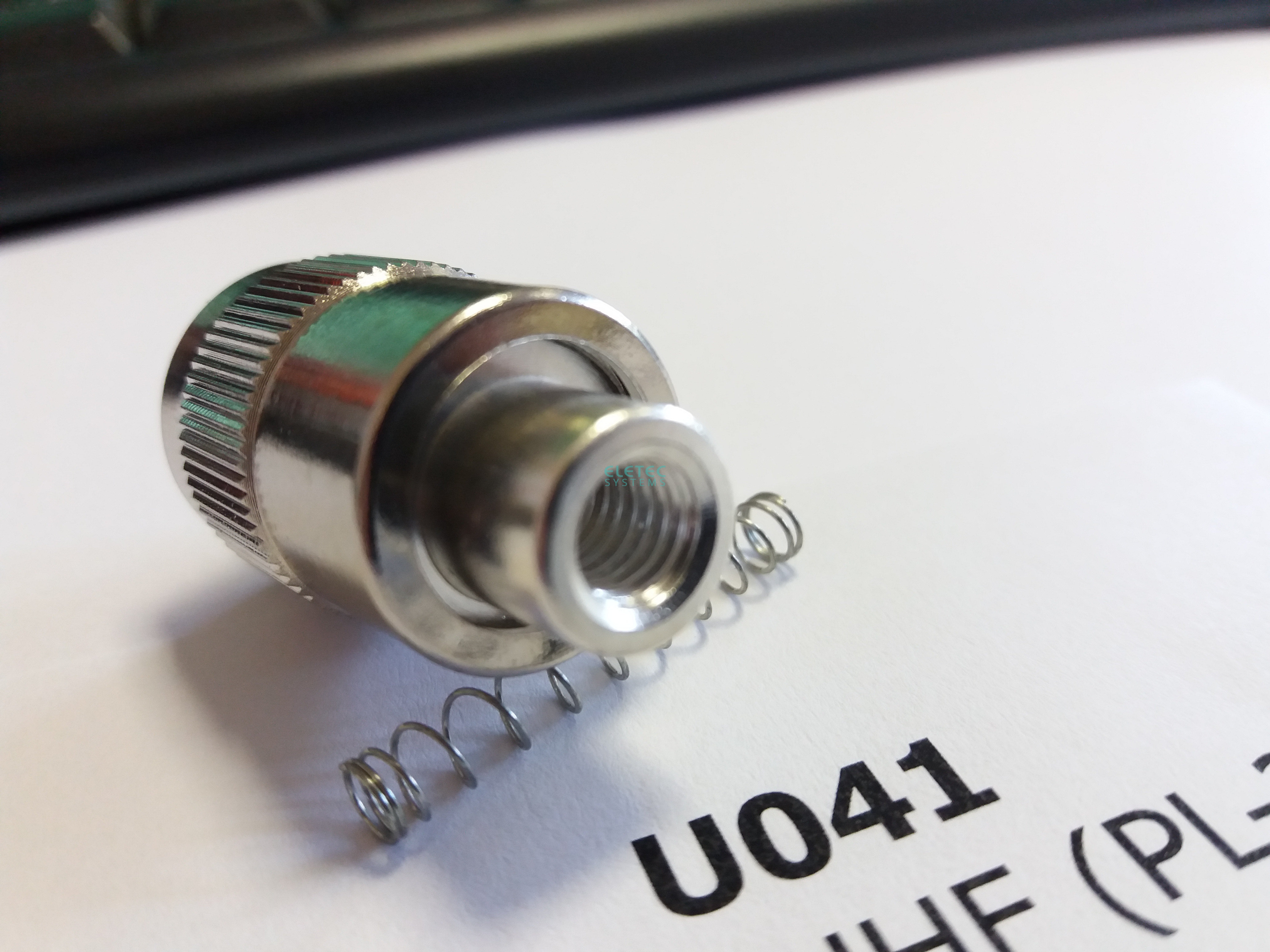 Штекер UHF (PL-259) накручивающийся на кабель RG58/U (аналог U-113F), U041